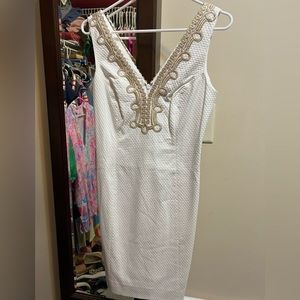 Lilly Pulitzer Bentley shift dress. White. Size 4